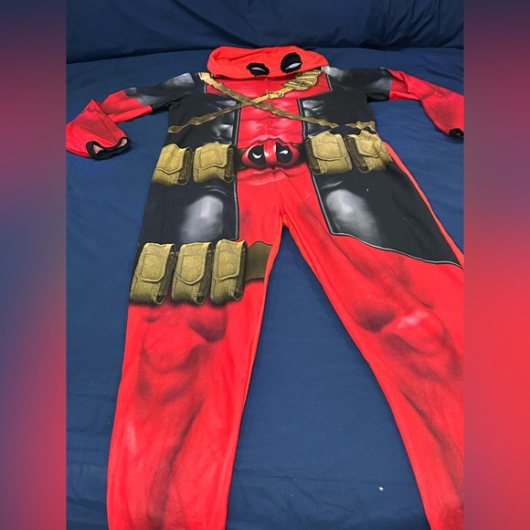 Dead Pool Men’s PJ’s size Large - Picture 2 of 12